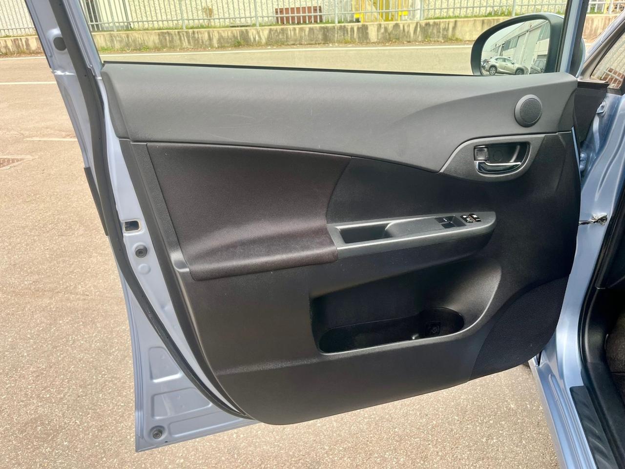 Toyota Verso-S 1.4D 2012 96.000km cambio automatico