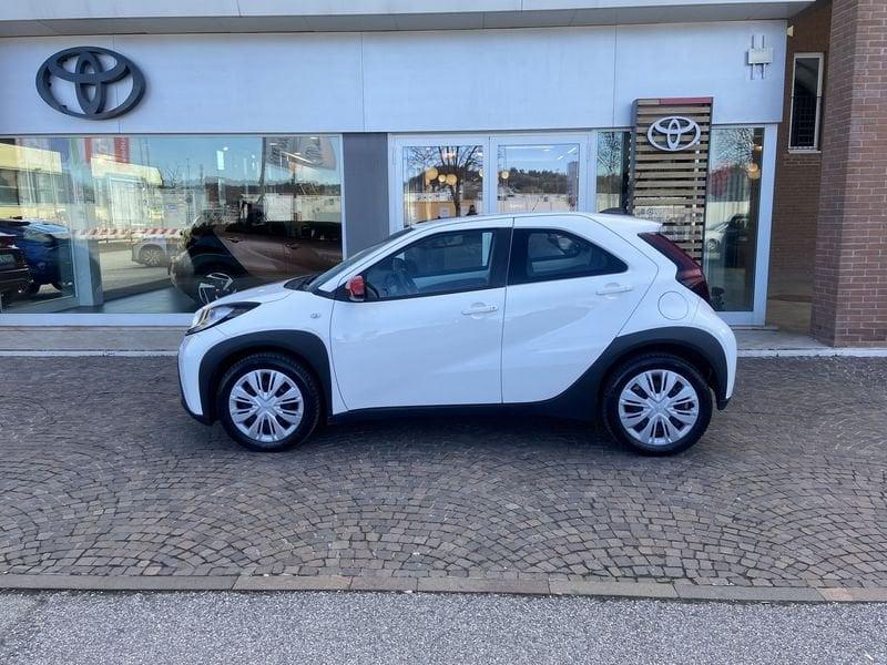 Toyota Aygo X 1.0B (72 CV) Active