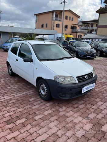 FIAT Punto 1.3 MJT Van 2 posti