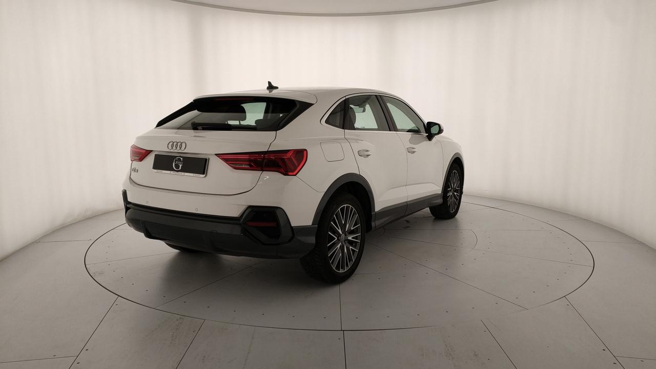 AUDI Q3 I 2019 Sportback - Q3 Sportback 35 1.5 tfsi mhev Business Plus s-tronic