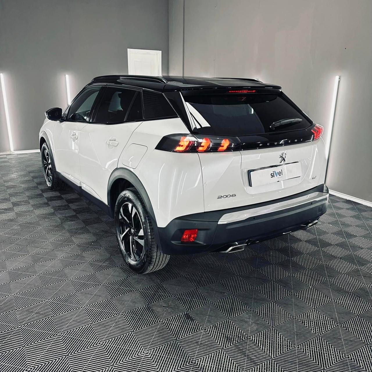 Peugeot 2008 PureTech 130 S&S EAT8 GT Pack