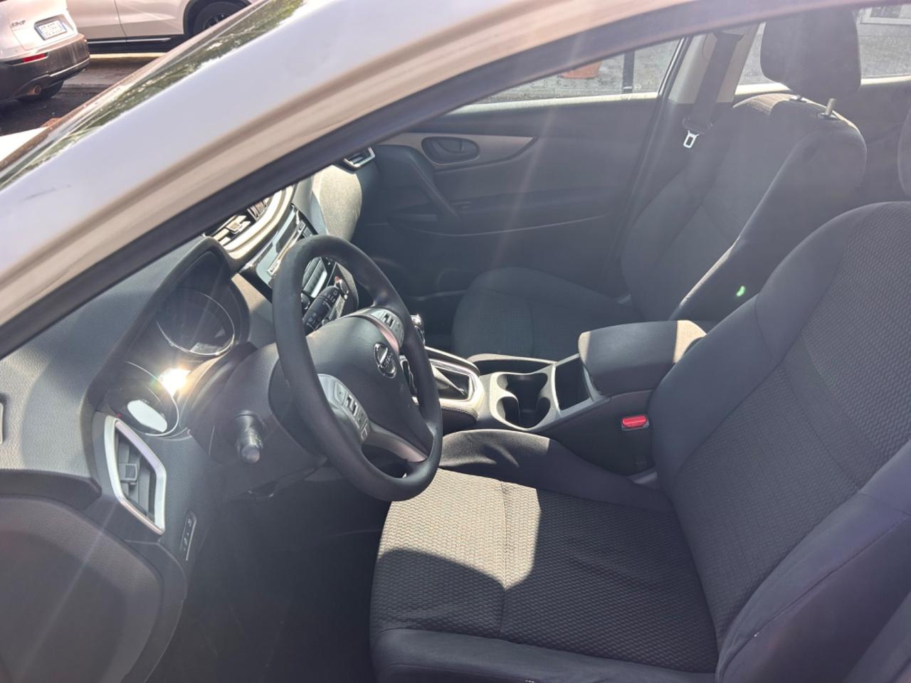 Nissan Qashqai 1.2 DIG-T Visia