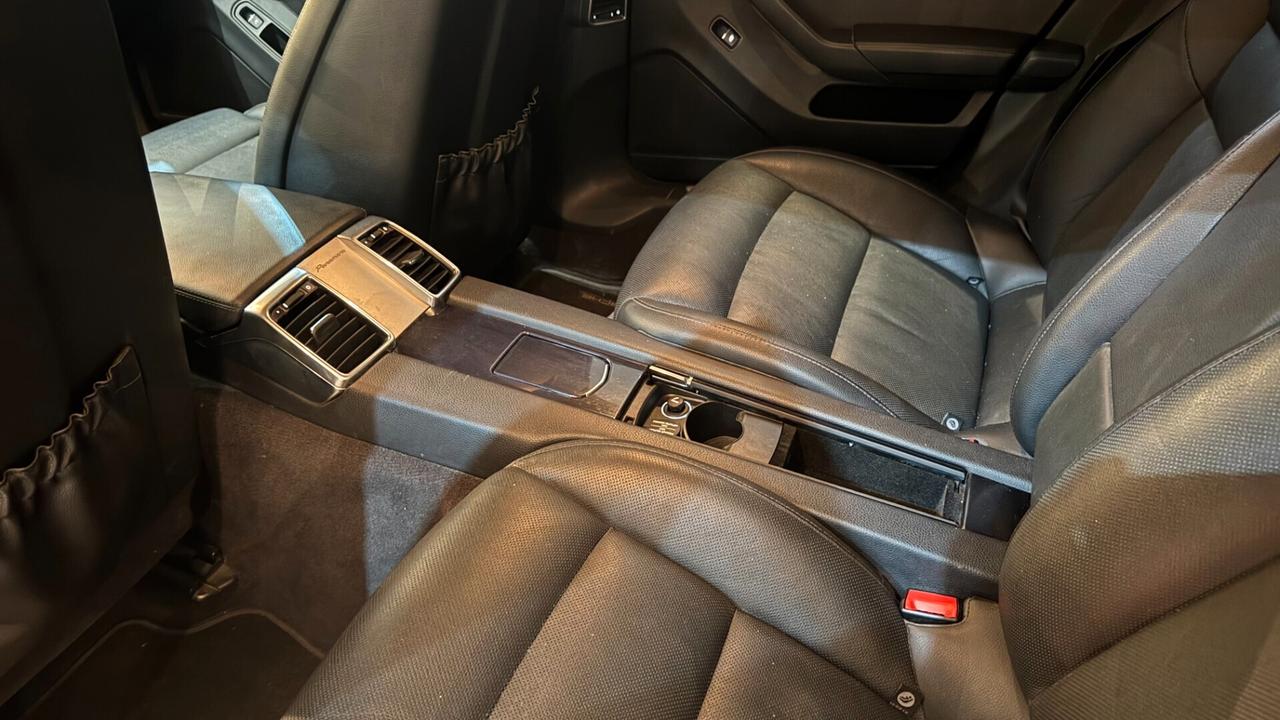 Porsche Panamera 3.0 300CV PLATINUM EDITION - 2015