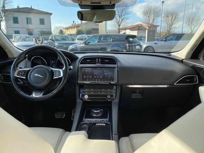 Jaguar F-Pace 2.0 D 180 CV AWD aut. Prestige