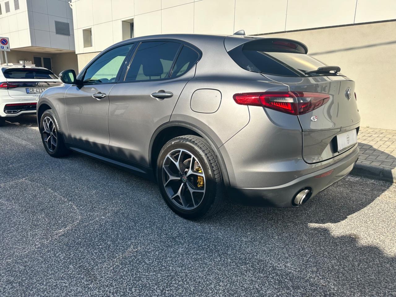 Alfa Romeo Stelvio 2.2 Turbodiesel 210 CV AT8 Q4 Executive