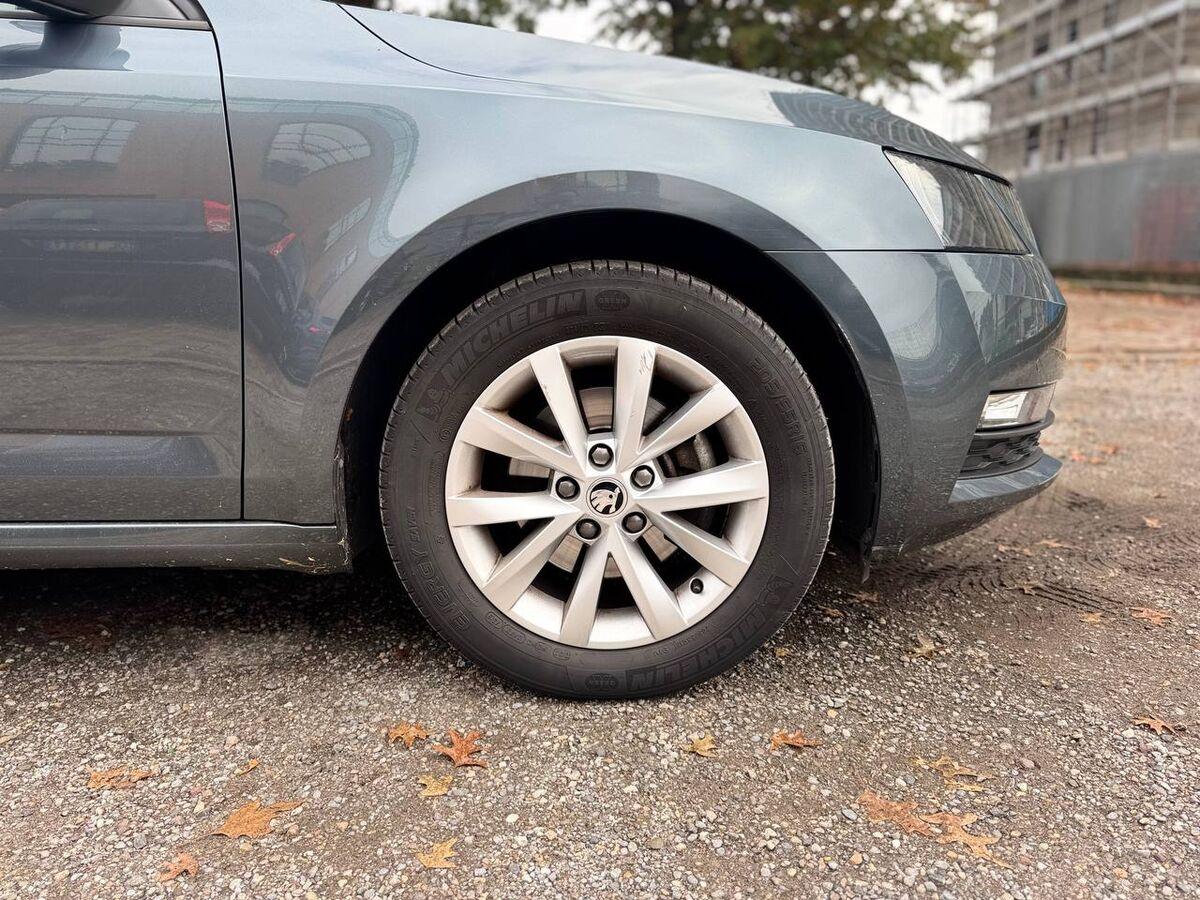 Skoda Octavia Wagon 1.5 g-tec Executive 130cv dsg