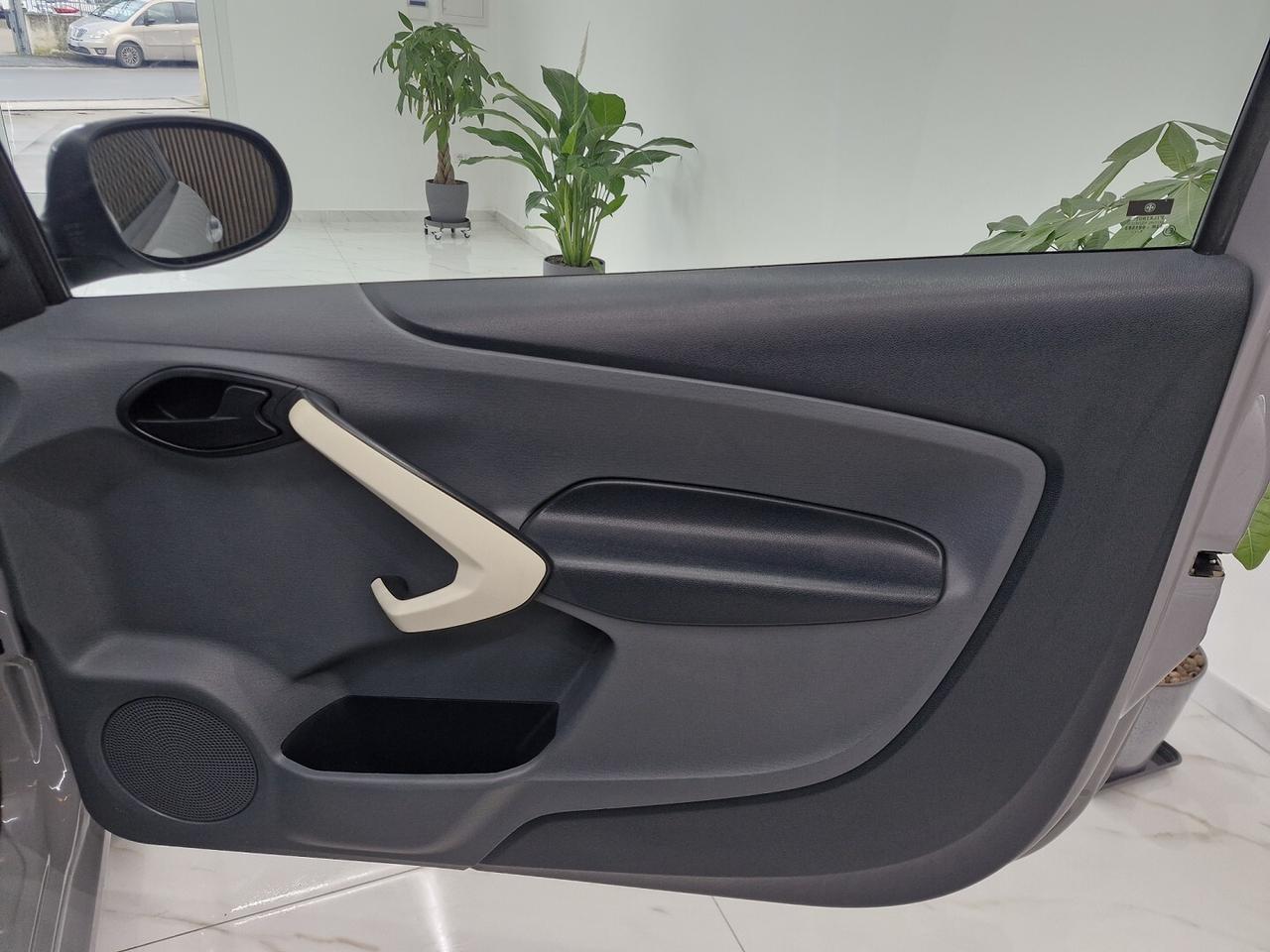 FORD KA 1.2 BENZINA 69CV ANNO 2015 84000KM