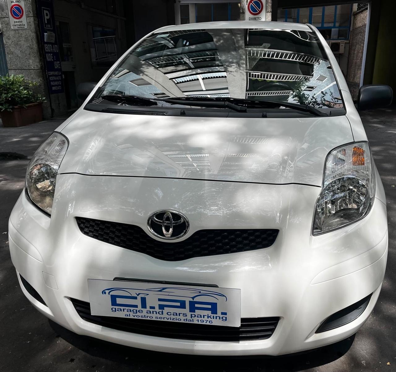 Toyota Yaris 1.0 3 porte