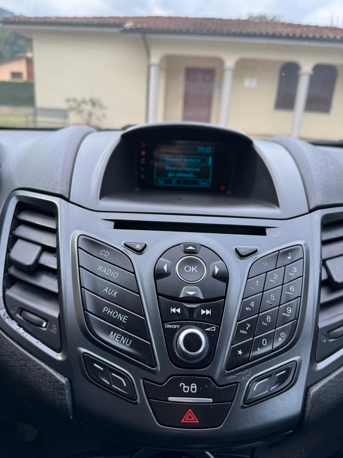 Ford Fiesta 1.4 3 porte Bz.- GPL