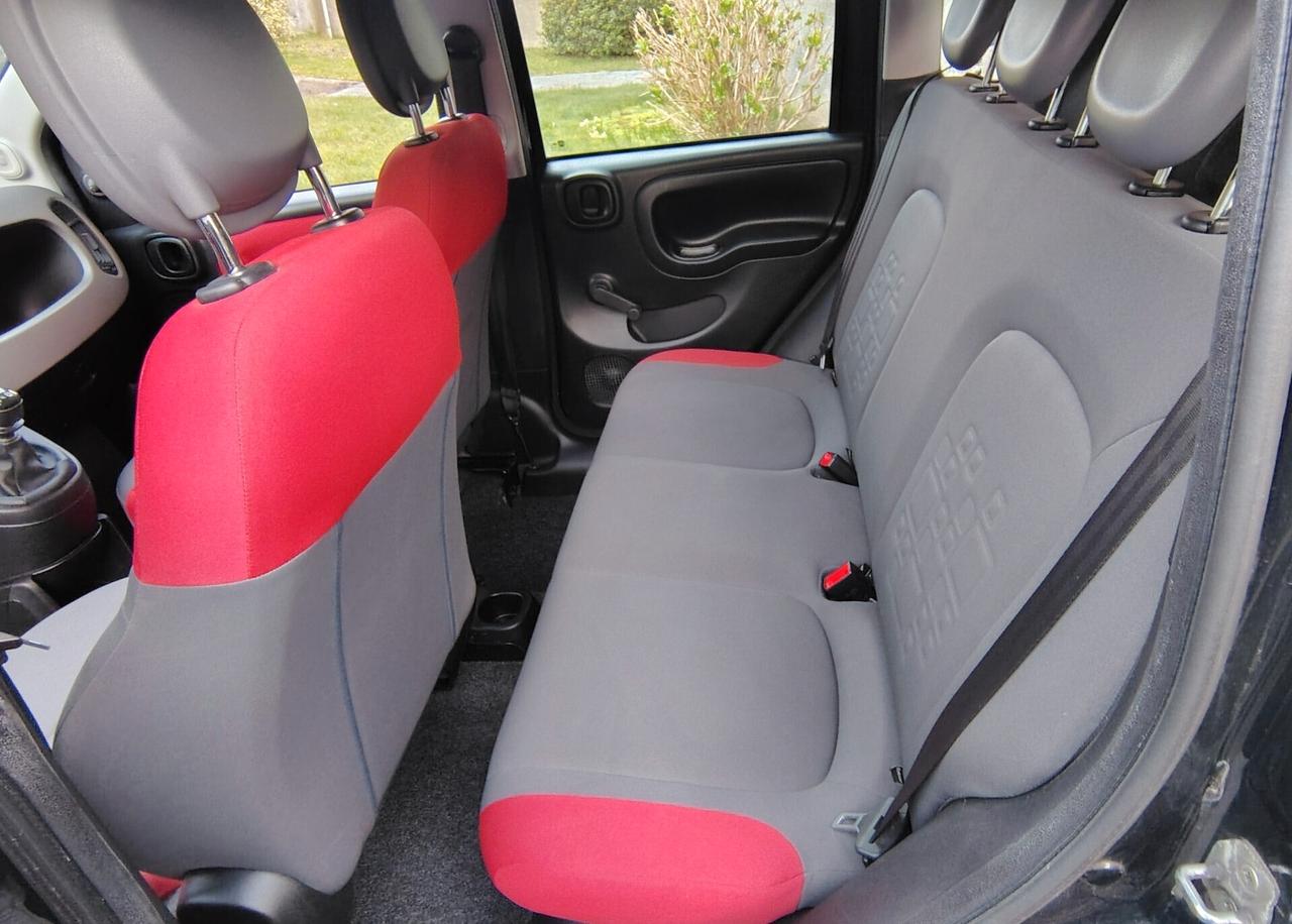 FIAT PANDA LOUNGE 1.2 BENZINA 69 CV