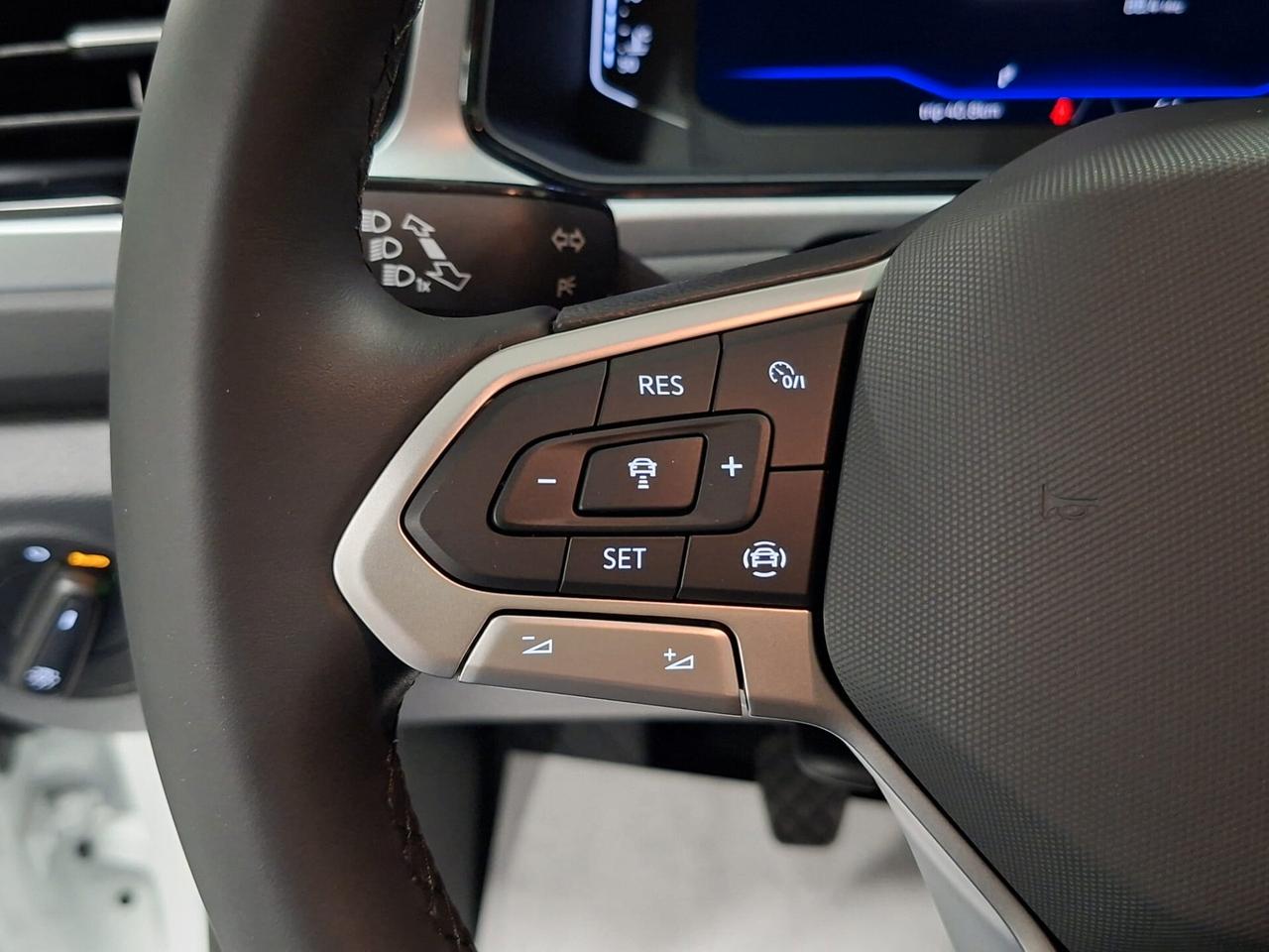 Volkswagen T-Roc 1500 TSI ACT 150CV Sport Km.0