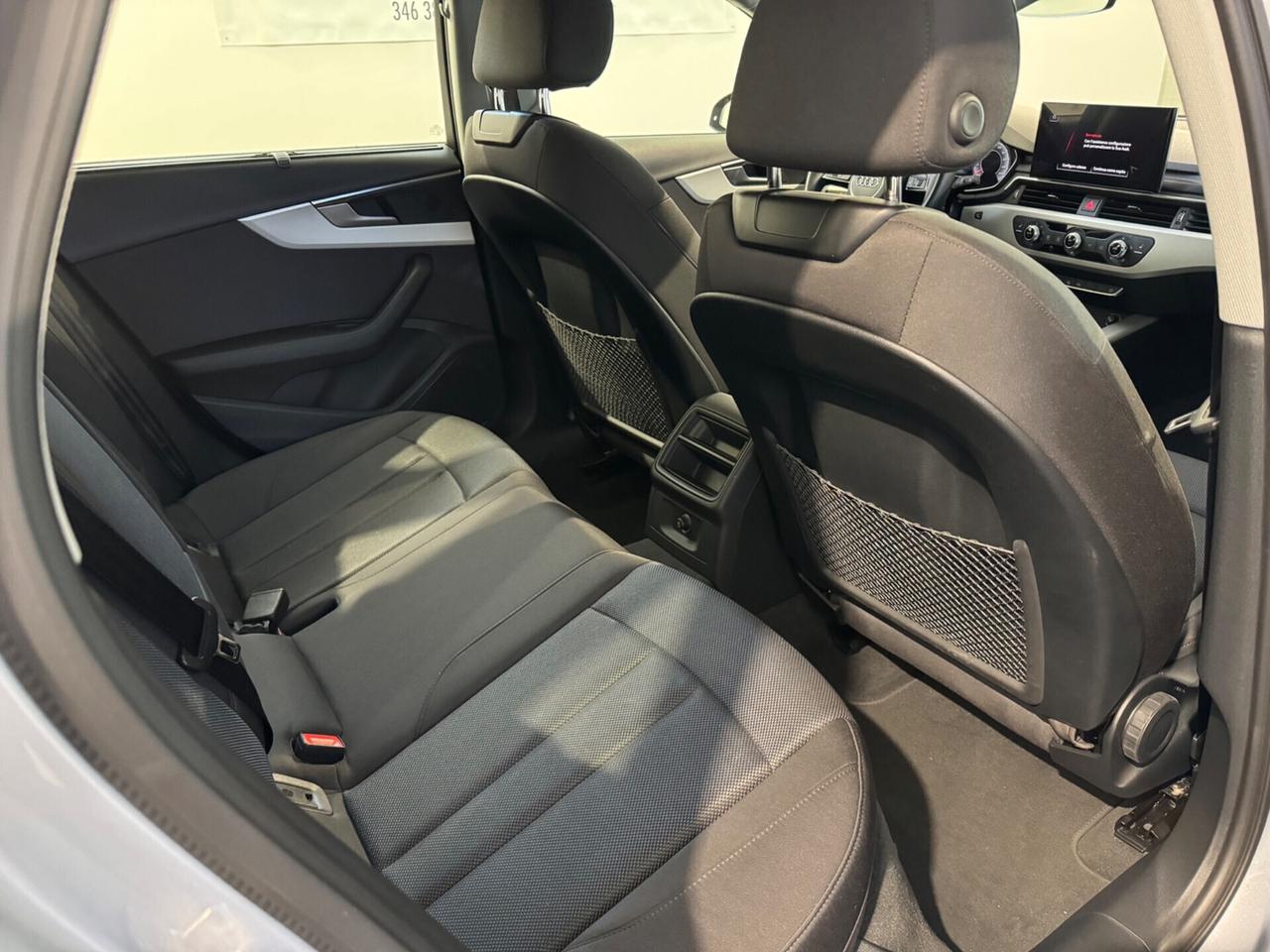 Audi A4 35 TDI/163 CV S tronic Business Advanced