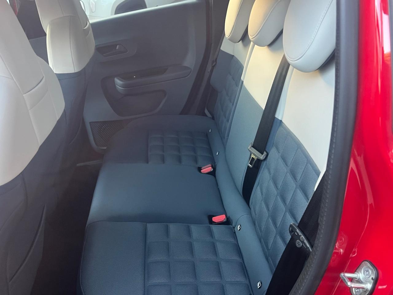 Fiat Grande Panda 1.2 Hybrid 110 CV S&S Icon