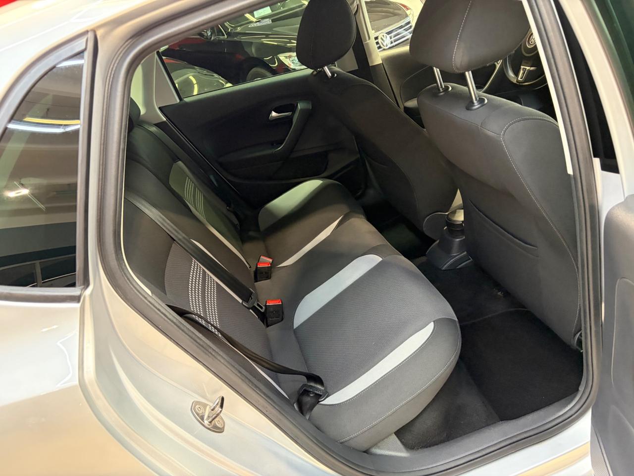 Volkswagen Polo 1.2 69 CV _ LIFE_