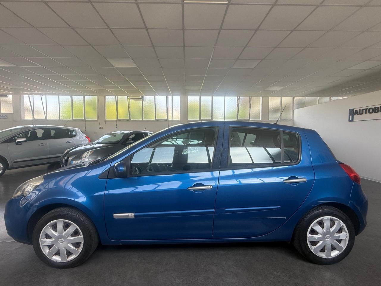 Renault Clio 1.2 16V 5 porte GPL Dynamique ok neopatentati