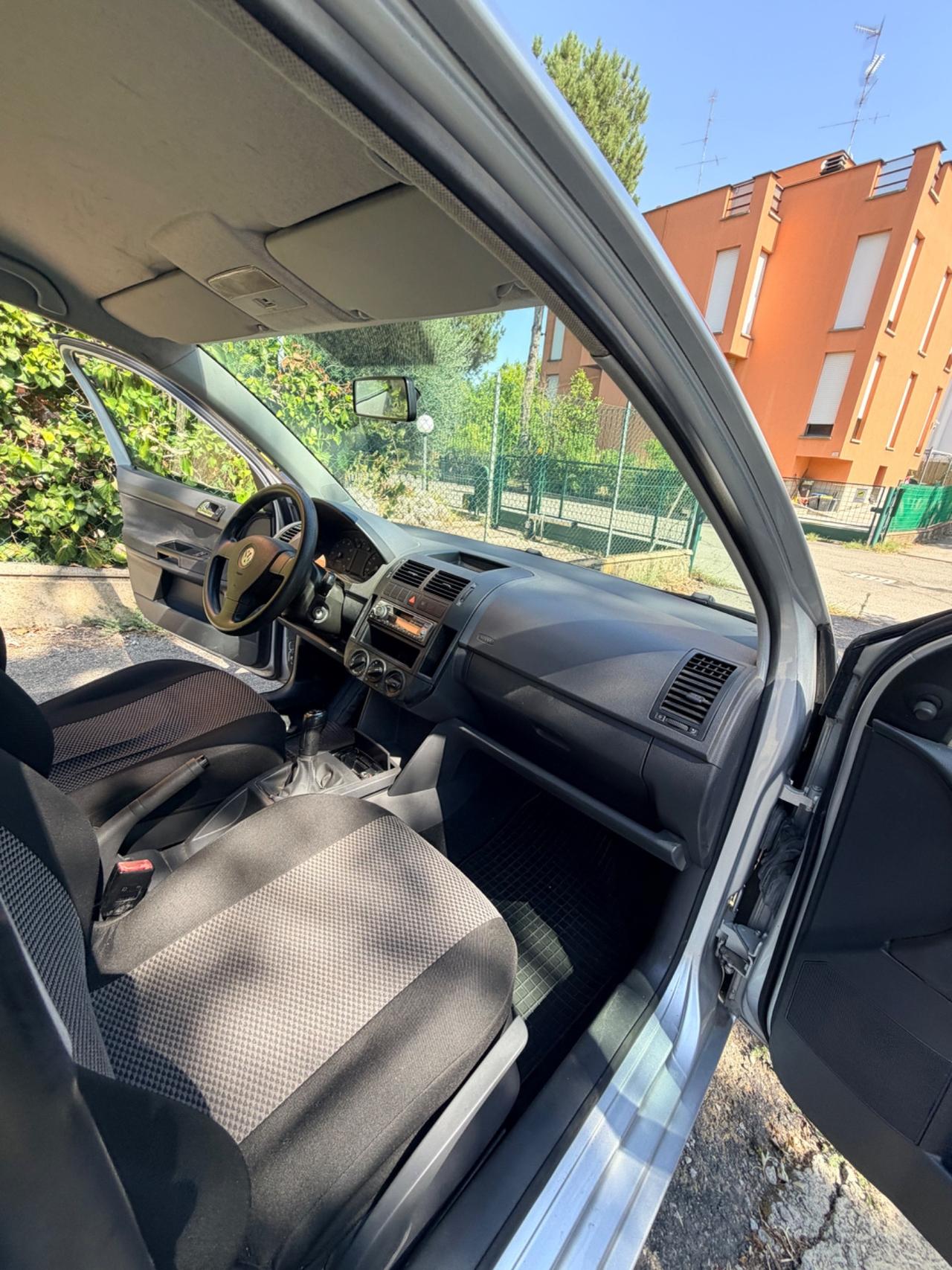 Volkswagen Polo 1.4/80CV 16V 5p. Comfortline