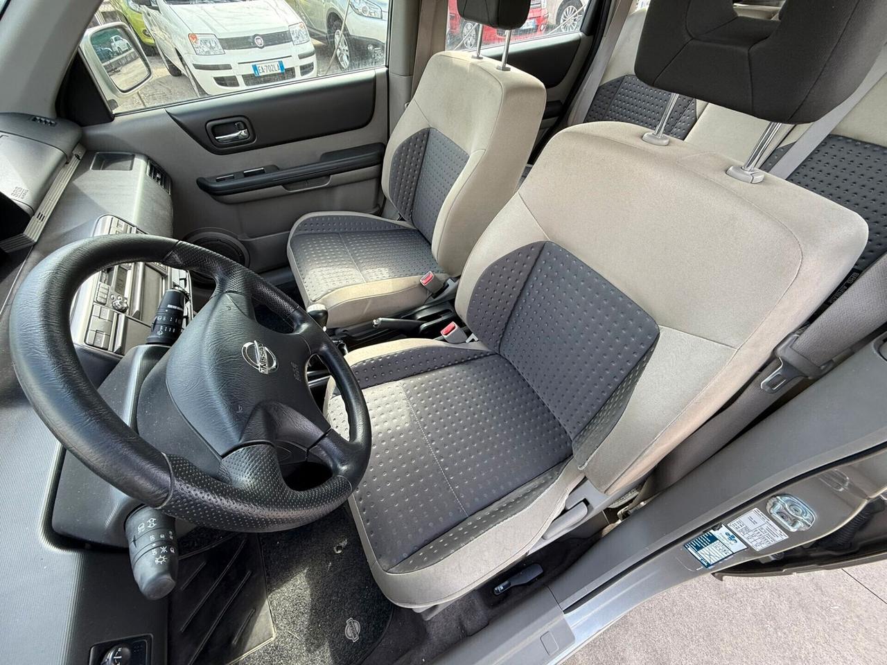 Nissan X-Trail 2.2 DCI 4WD inseribile