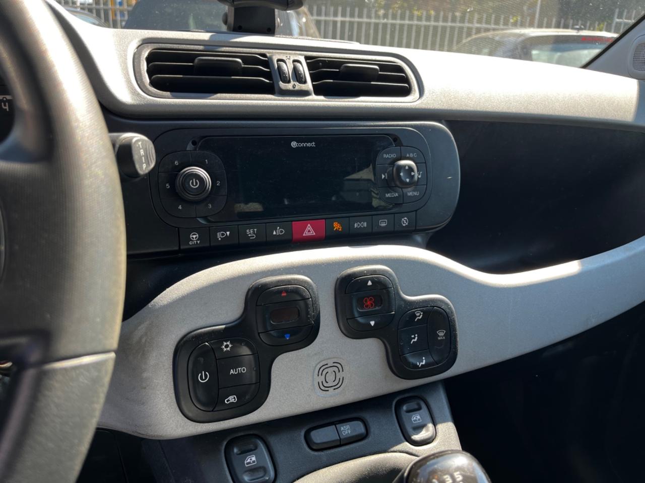 Fiat Panda 1.0 FireFly S&S Hybrid City Cross