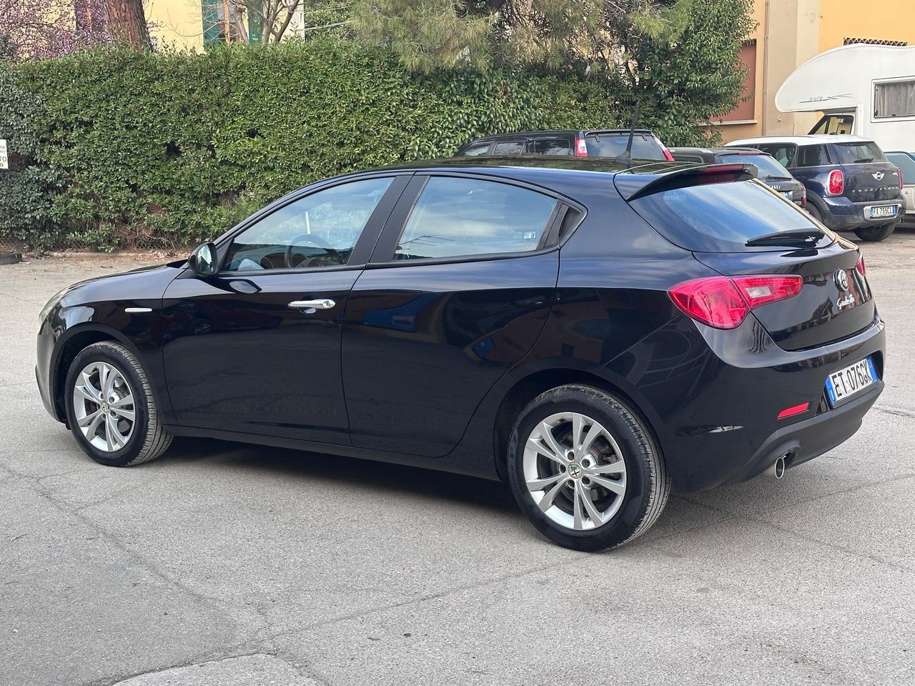 Alfa Romeo Giulietta 1.6 JTDm-2 105 CV Exclusive