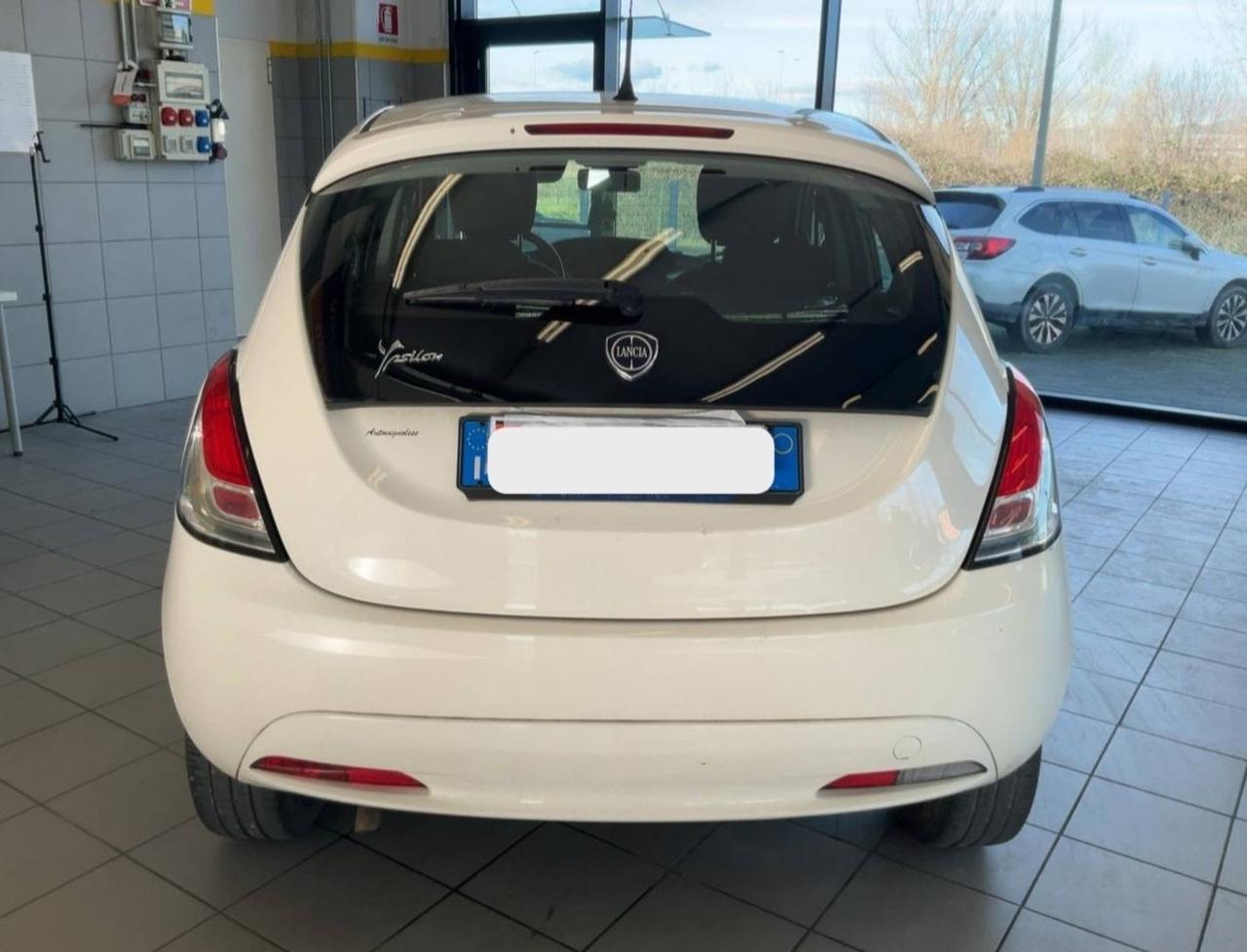 Lancia Ypsilon 1.2 69 CV 5 porte GPL Ecochic Gold - 2016