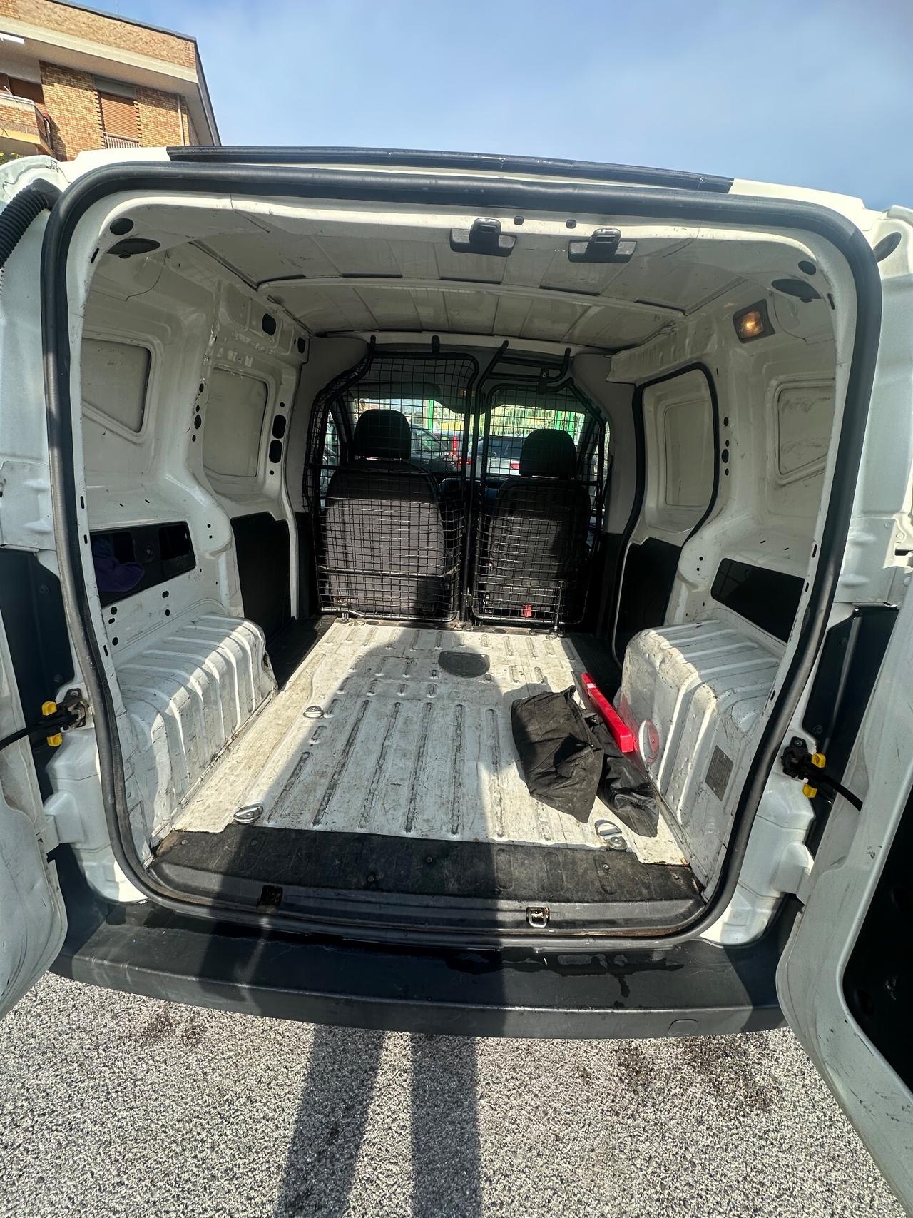 Citroen Nemo 1.4 HDi 70CV