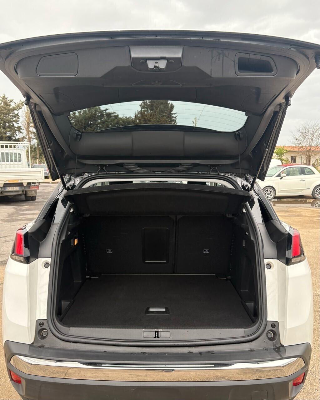 Peugeot 3008 BlueHDi 130 S&S Allure