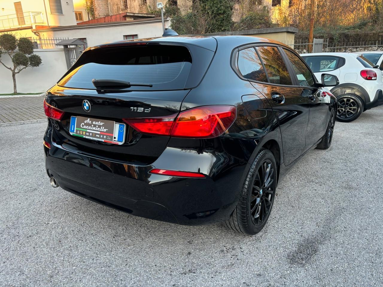 Bmw 116d 5p AUTOMATIC 116 CV Sport FULL- TOTAL BLACK km 99.000