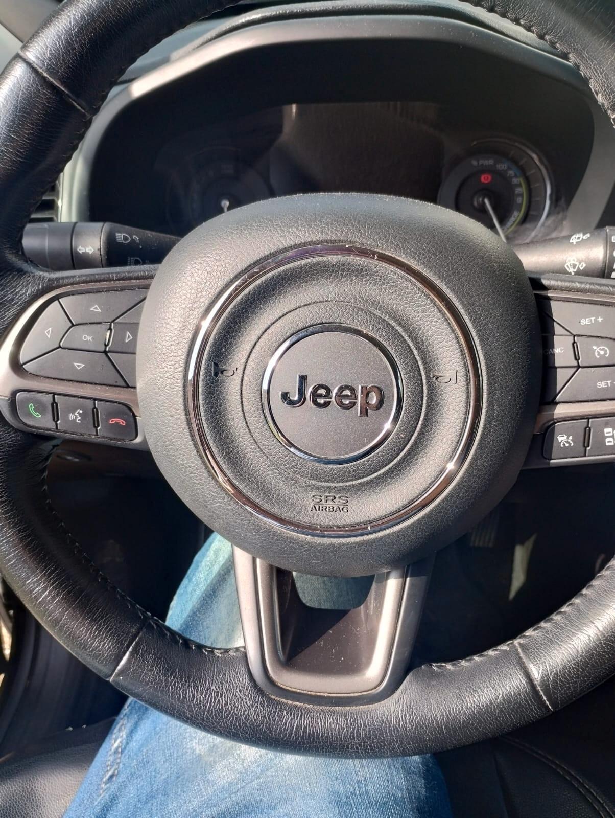 Jeep Renegade 1.3 T4 190CV PHEV 4xe AT6 Business Plus