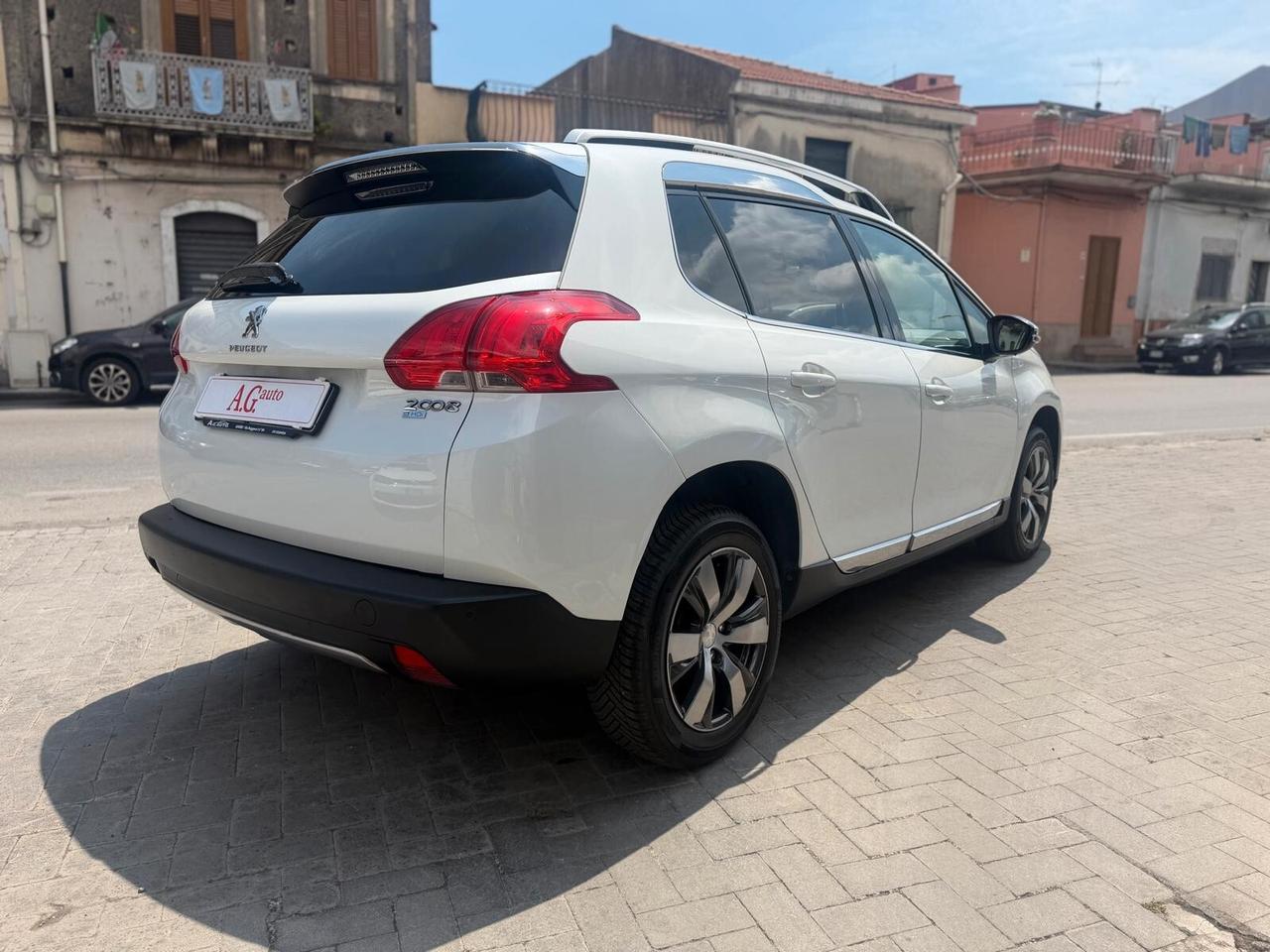 Peugeot 2008 1.6 e-HDi 92 CV Stop&Start Allure