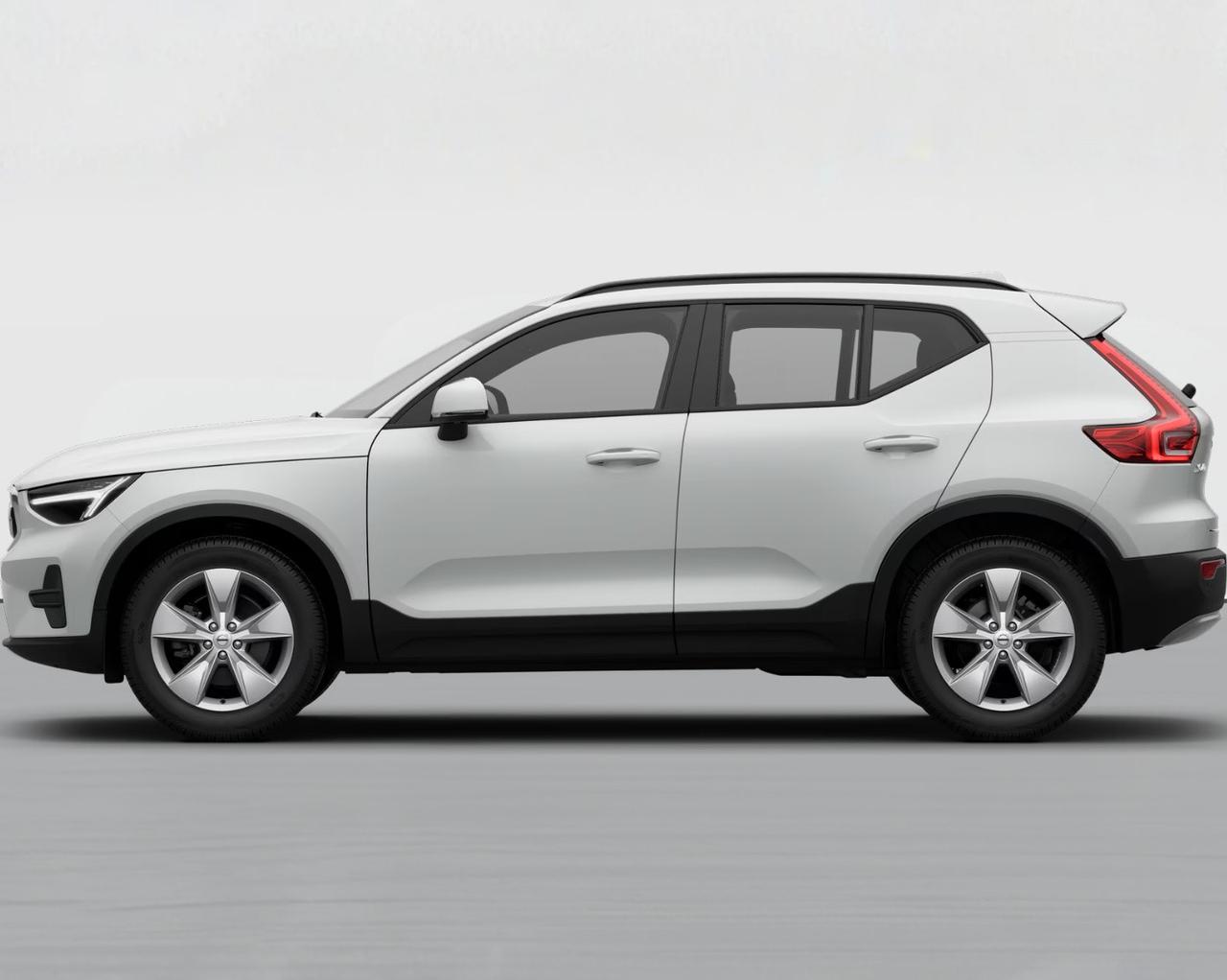 VOLVO XC40 CORE B3 AUTO PREZZO PROMO FINO A FINE MESE