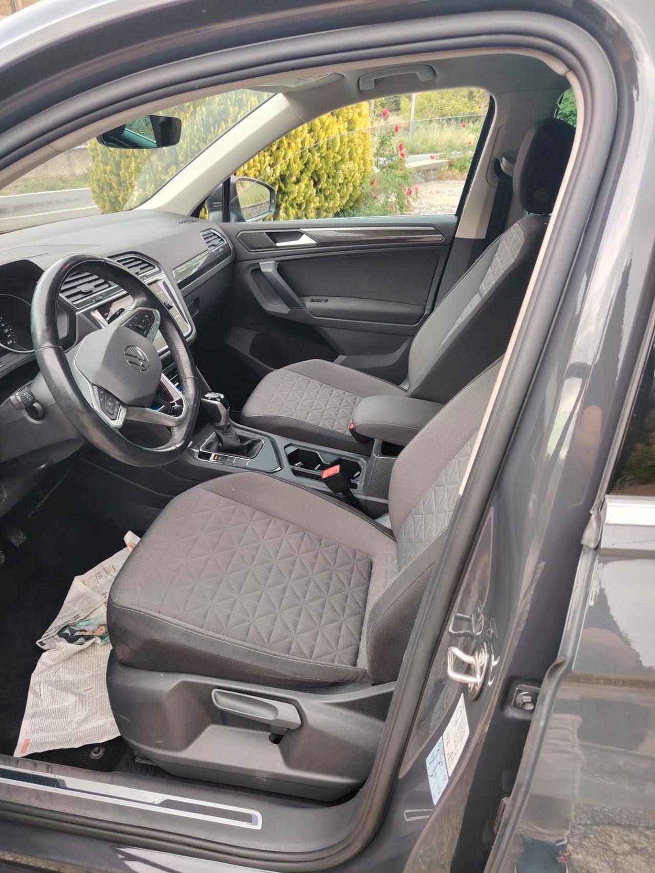 Volkswagen Tiguan 2.0 TDI 150 Cv Life Aziendale Iva Esposta Italiana 60.000Km-CONSEGNA IN TUTTA ITALIA-