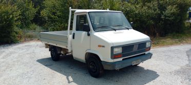 Fiat ducato cassonato 1.9 diesel 108000 km
