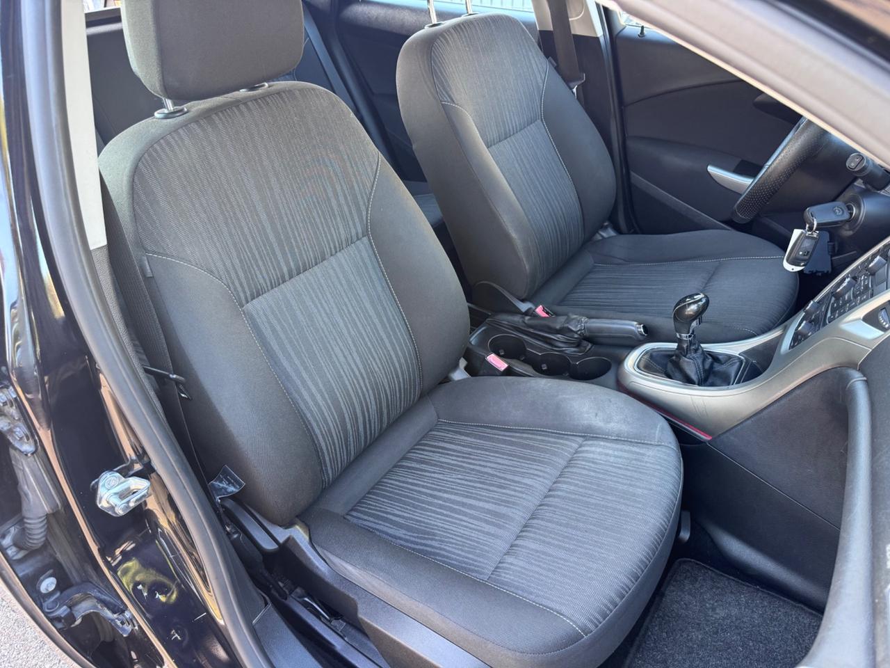Opel Astra 1.7 CDTI 110CV GARANZIA 12 MESI
