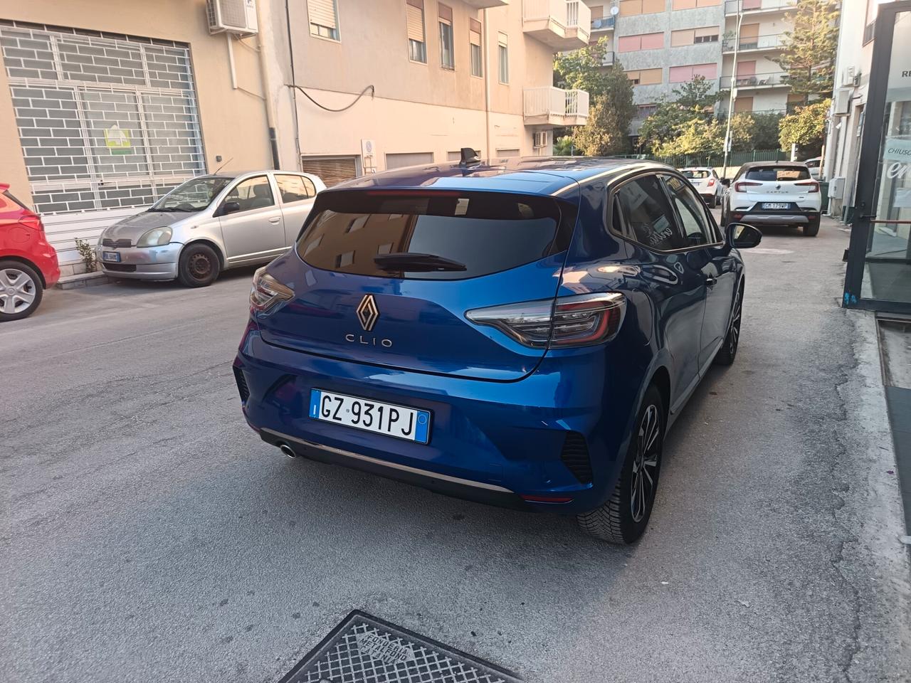 Renault Clio 1.0- 90 CV Techno KM18000 Garanzia Renault