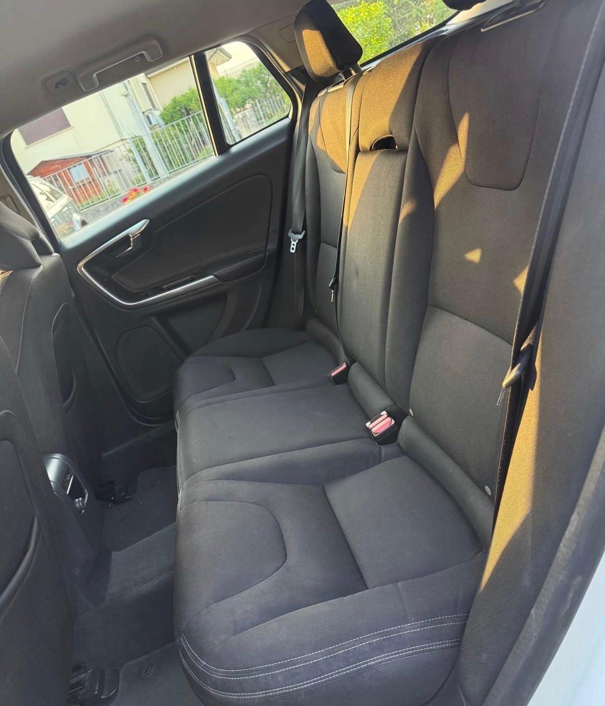 Volvo V60 Geartronic Momentum