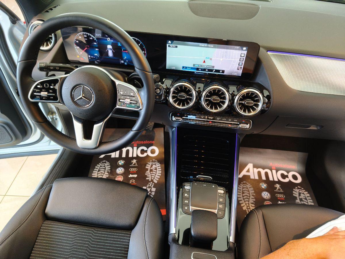 MERCEDES Classe GLA 200 d Automatic Sport Plus Luci/Led/Cokpit