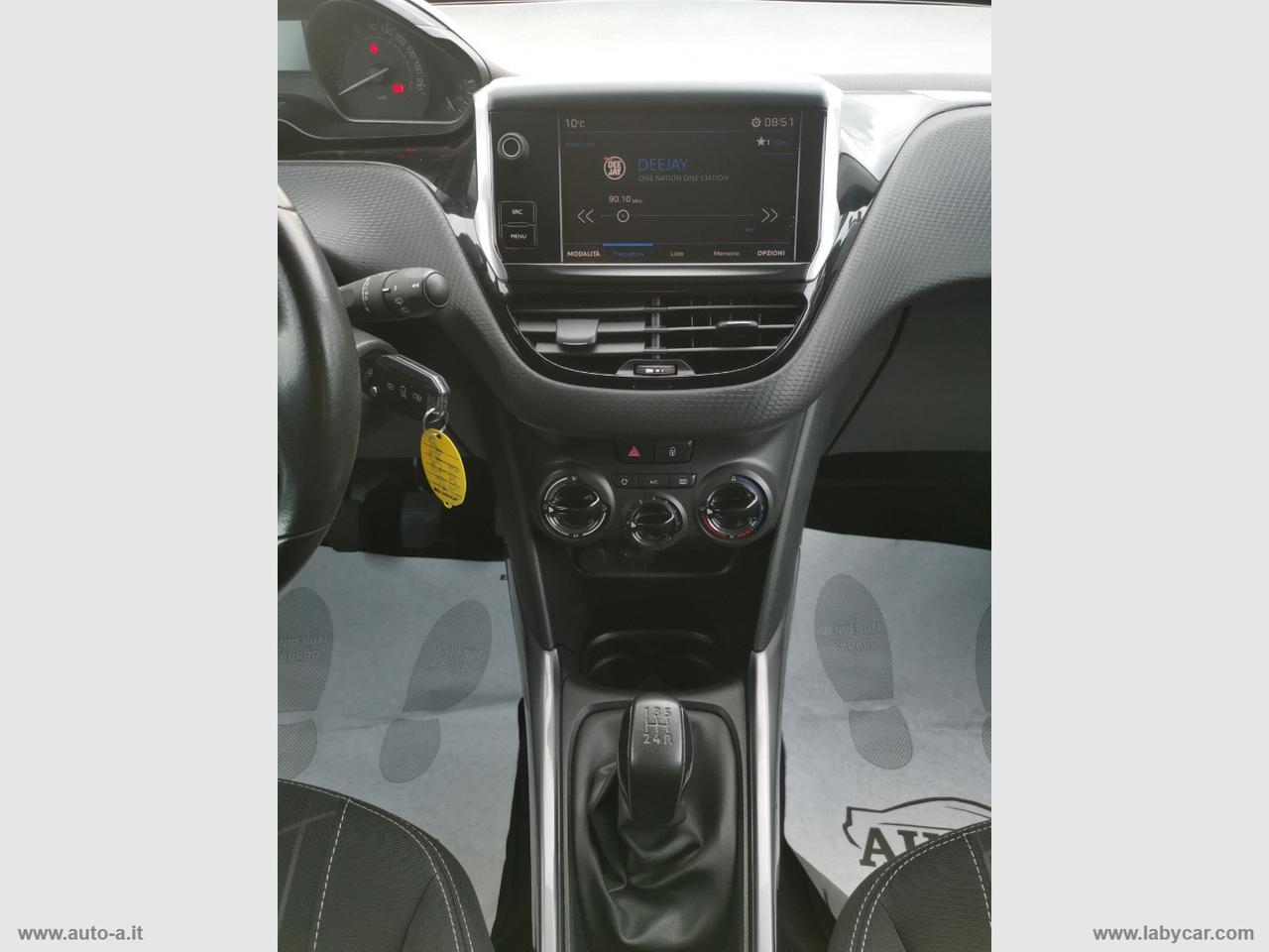 PEUGEOT 2008 PureTech 82 Active