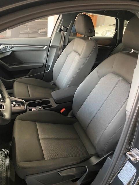 Audi A3 SPB 2.0 TDI 116cv S TRONIC LINE EDITION
