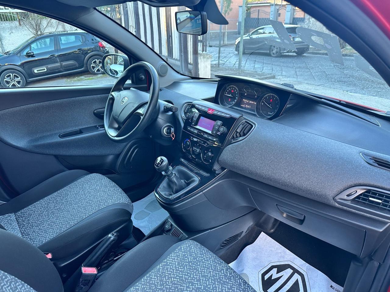 Lancia Ypsilon 1.2 69 CV 5 porte GPL