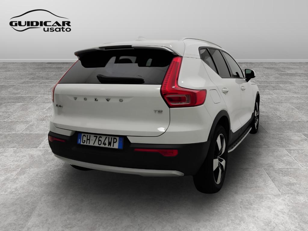 VOLVO XC40 - XC40 1.5 t2 Momentum Core my21