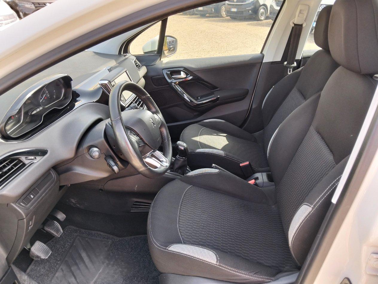 Peugeot 208 5 Porte 208 5p 1.6 bluehdi Active 75cv