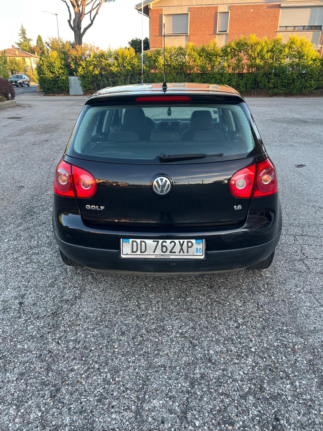 Volkswagen Golf 1.6 16V FSI 5p. Comfortline