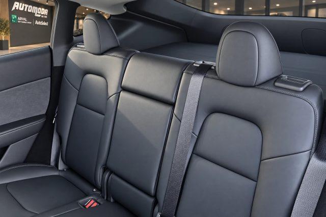 TESLA Model Y 50Kwd RWD KM0