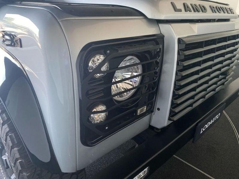Land Rover Defender Defender 90 2.4 TD4 Station Wagon SE