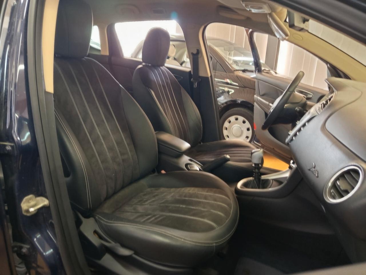 Lancia Delta 1.6 MJT DPF Platino, 111 Mila chilometri ok neopatentati