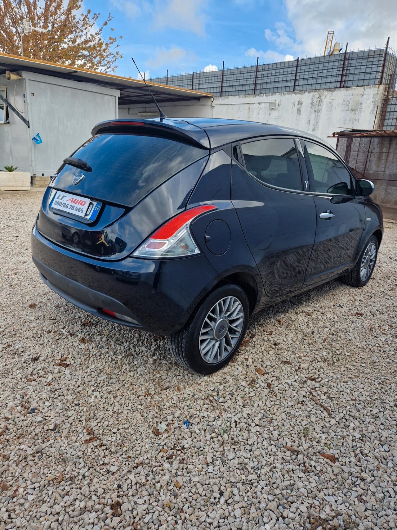 Lancia Ypsilon 1.3 MJT 16V 95 CV 5 porte S&S Platinum