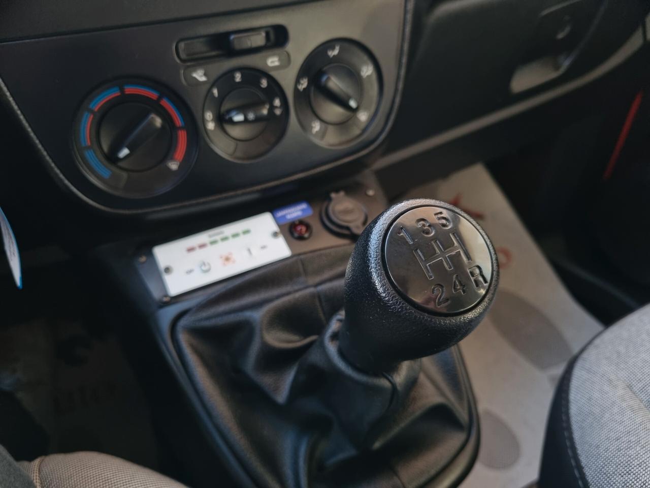 Fiat Fiorino III 2016 cargo 1.3 mjt 95cv Adv. E6