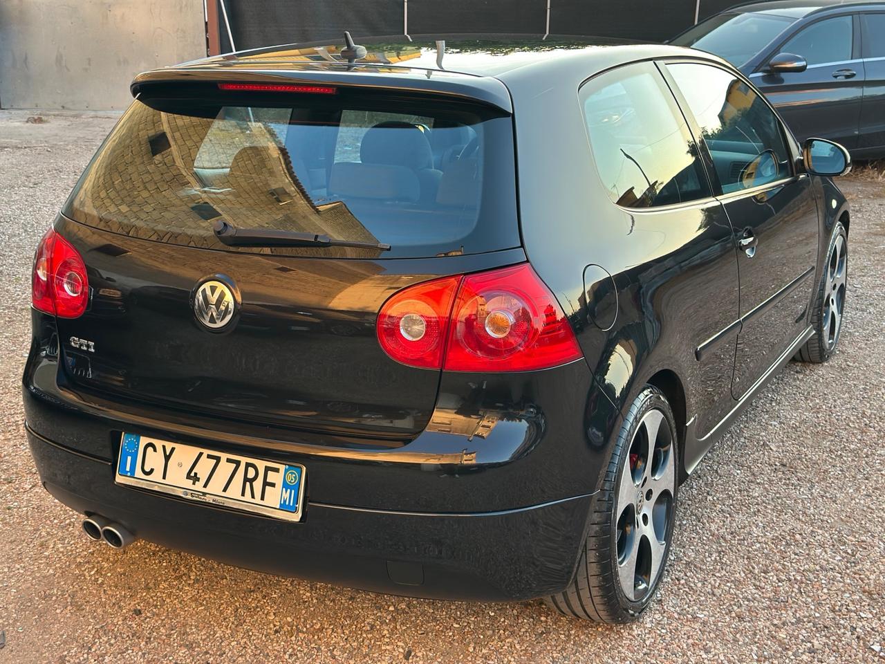 Golf GTI 2.0 16V TFSI 200cv DSG 3p. 2005