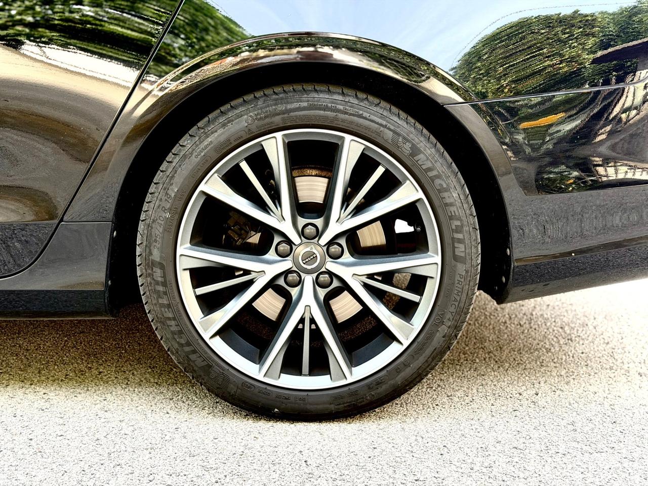 Volvo V90 D5 AWD Geartronic Momentum