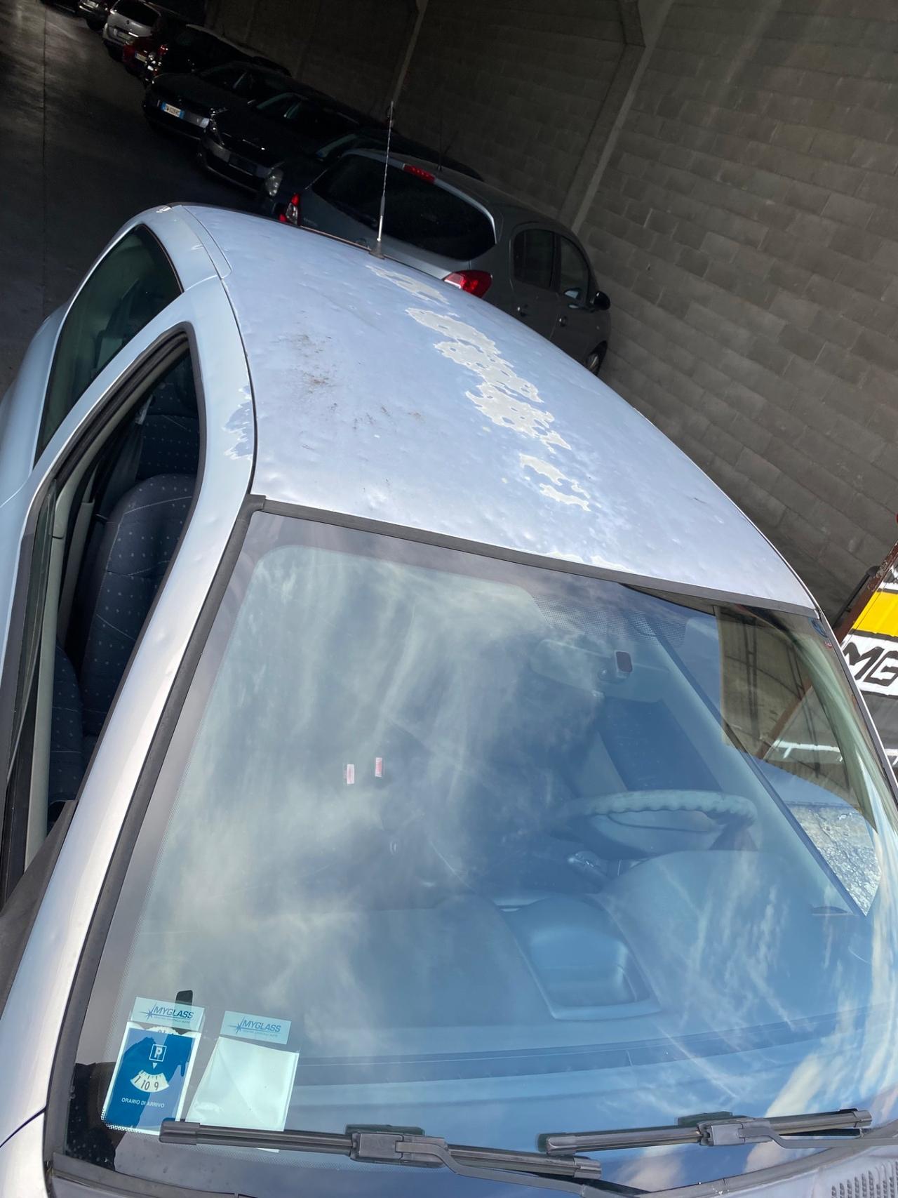 Renault Clio 1.2 16V 3 porte Neopatentati